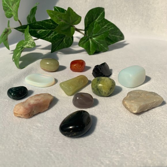 12pc Healing Natural Stones Bundle - Picture 1 of 9